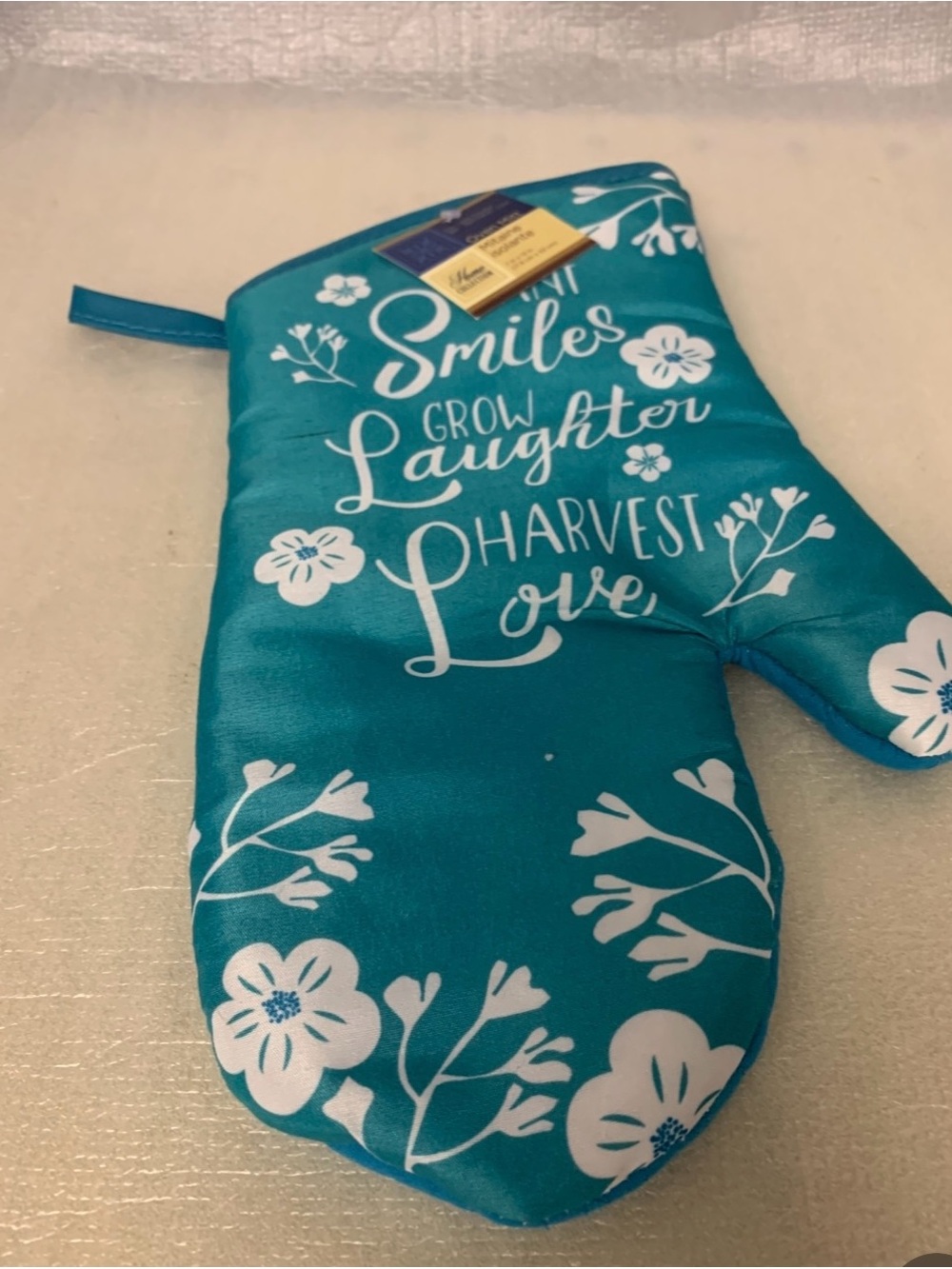Home Collection Teal Oven Mitt with White Floral Script